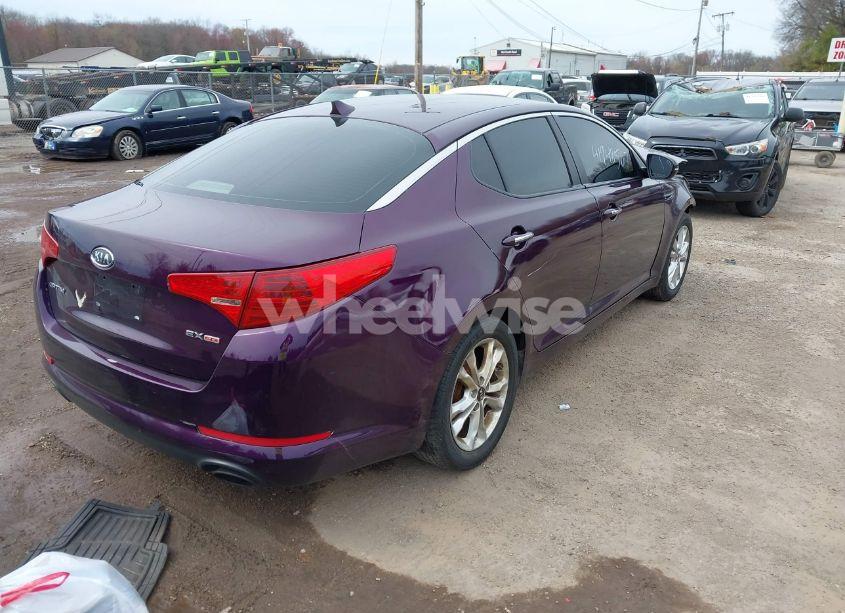 Photo 4 of 2011 Kia Optima EX (VIN KNAGN4A76B5077655)
