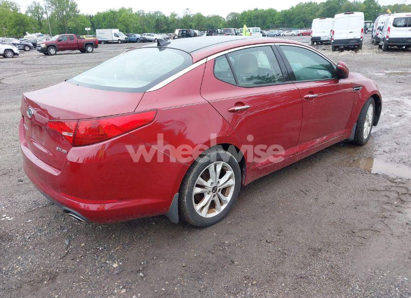 Photo 4 of 2011 Kia Optima EX (VIN KNAGN4A77B5102059)