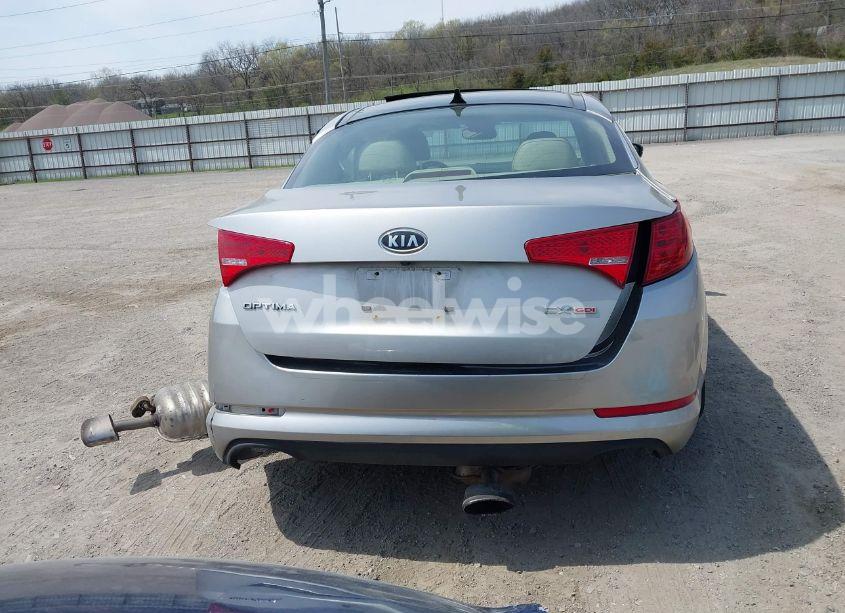 Photo 16 of 2011 Kia Optima EX (VIN KNAGN4A78B5103205)