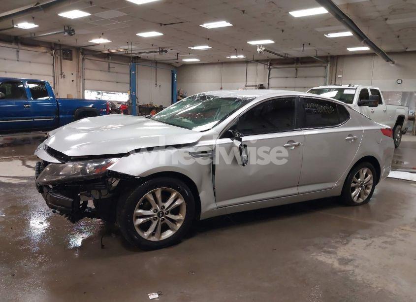 Photo 12 of 2011 Kia Optima EX (VIN KNAGN4A7XB5047431)