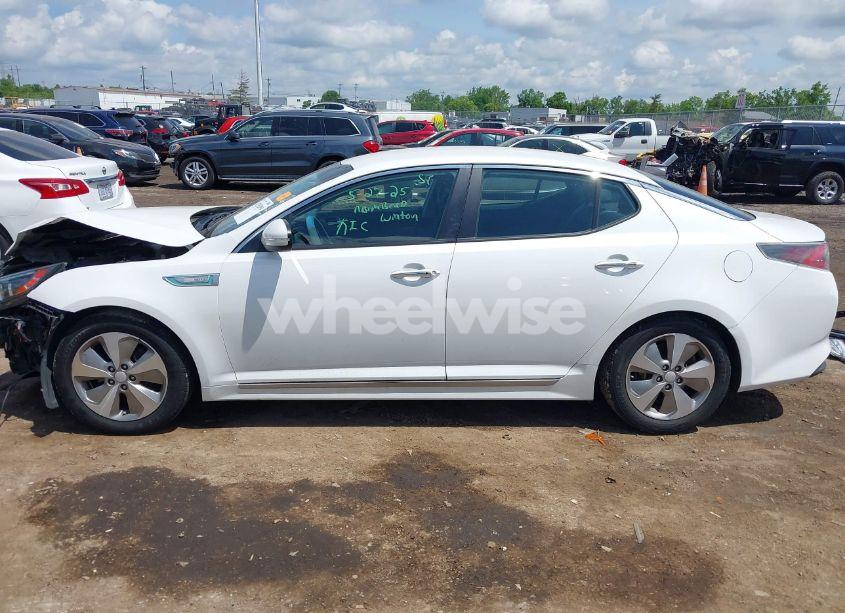 Photo 15 of 2016 Kia Optima HYBRID EX (VIN KNAGN4AD7G5094042)