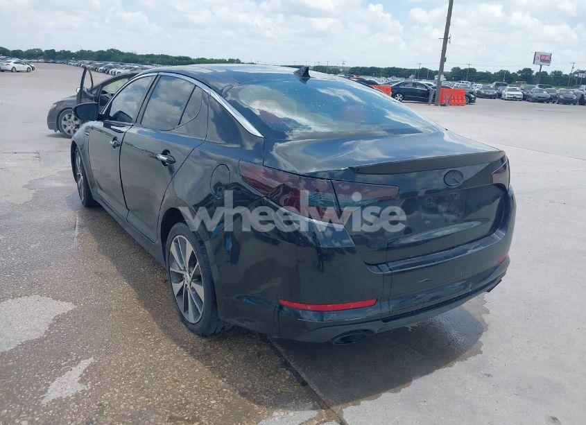 Photo 3 of 2011 Kia Optima SX (VIN KNAGR4A61B5156114)