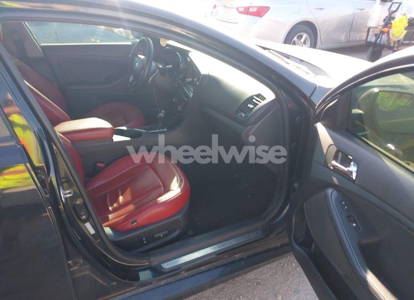 Photo 5 of 2011 Kia Optima SX (VIN KNAGR4A61B5156114)