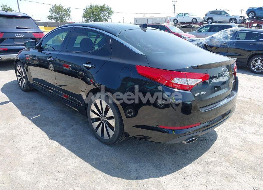 Photo 3 of 2011 Kia Optima SX (VIN KNAGR4A65B5117154)