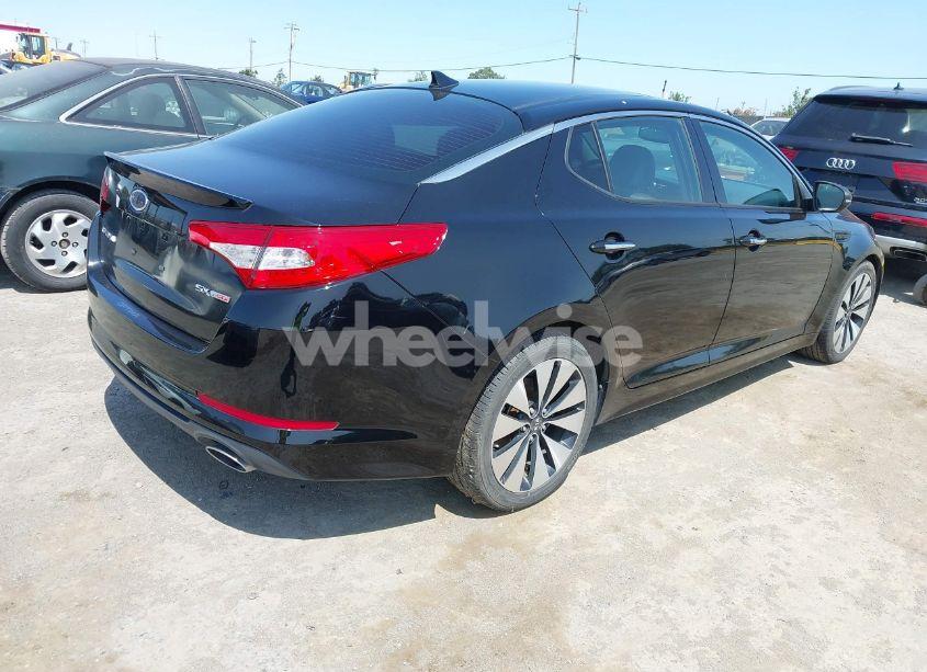 Photo 4 of 2011 Kia Optima SX (VIN KNAGR4A65B5117154)