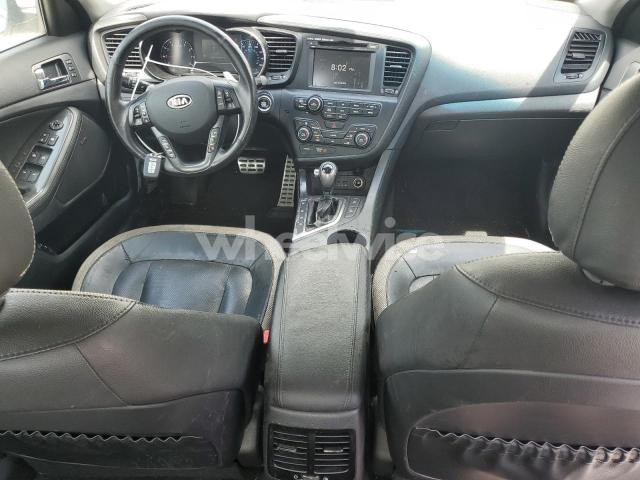 Photo 4 of 2011 KIA OPTIMA SX (VIN KNAGR4A65B5133841)