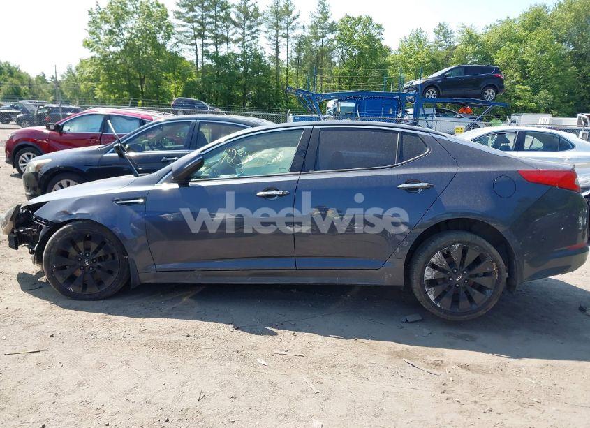 Photo 13 of 2011 Kia Optima SX (VIN KNAGR4A66B5148316)