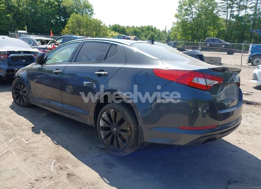 Photo 3 of 2011 Kia Optima SX (VIN KNAGR4A66B5148316)