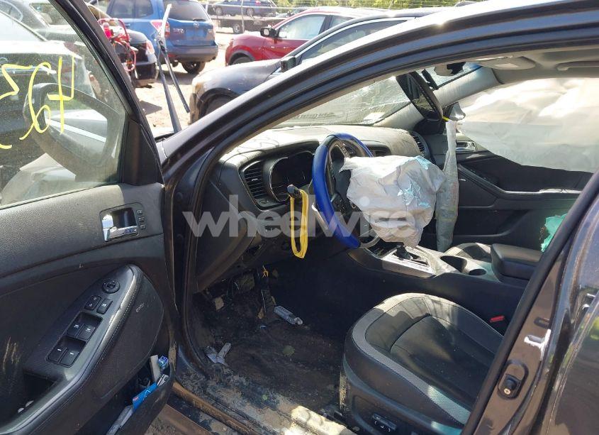 Photo 5 of 2011 Kia Optima SX (VIN KNAGR4A66B5148316)