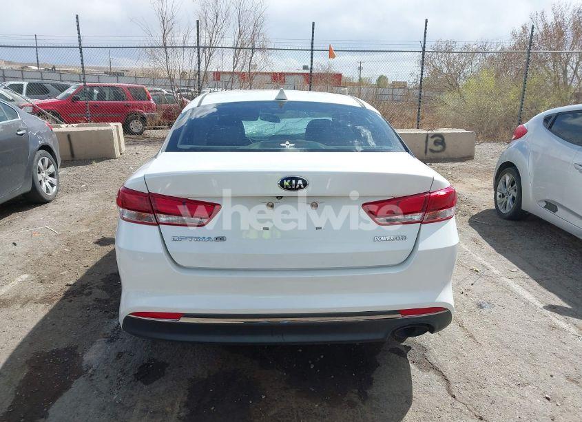 Photo 15 of 2016 Kia Optima LX (VIN KNAGT4L30G5095415)
