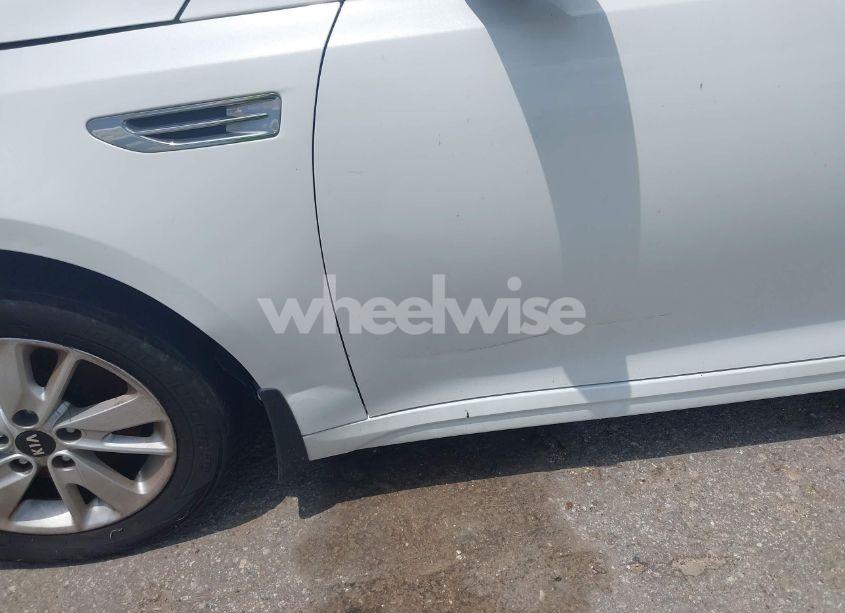 Photo 12 of 2016 Kia Optima LX (VIN KNAGT4L32G5094380)