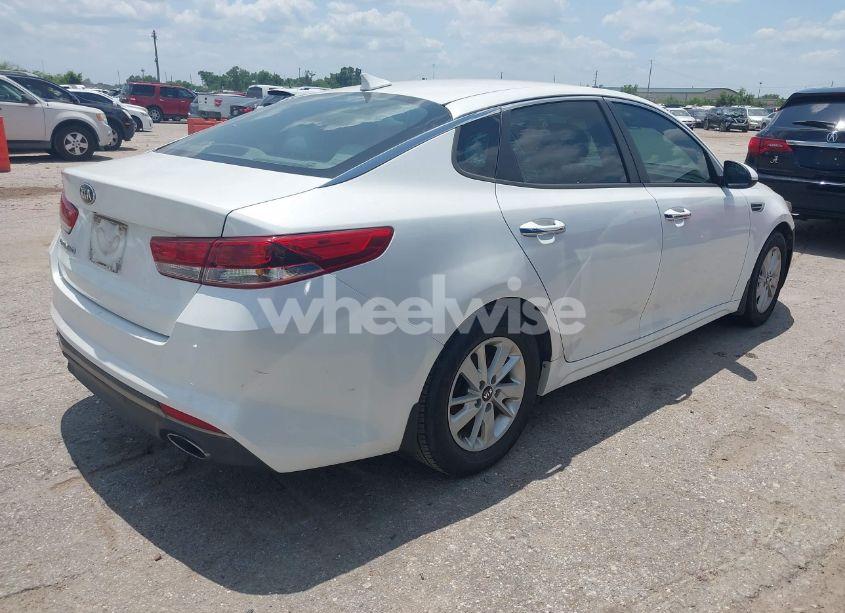 Photo 4 of 2016 Kia Optima LX (VIN KNAGT4L32G5094380)