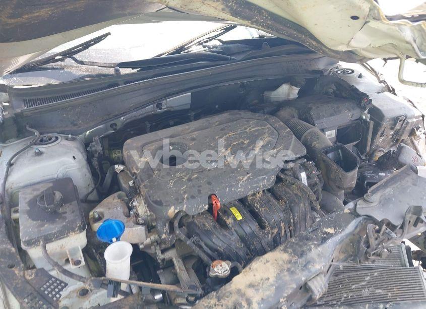 Photo 10 of 2017 Kia Optima LX (VIN KNAGT4L32H5157432)