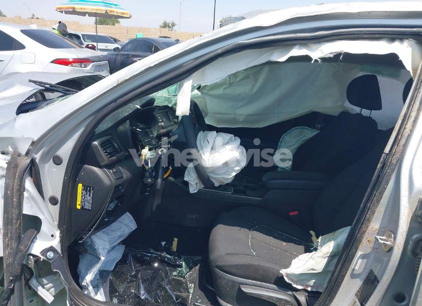 Photo 5 of 2017 Kia Optima LX (VIN KNAGT4L32H5157432)