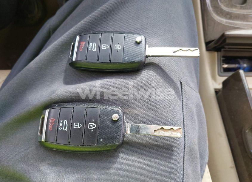 Photo 11 of 2017 Kia Optima LX (VIN KNAGT4L33H5132975)