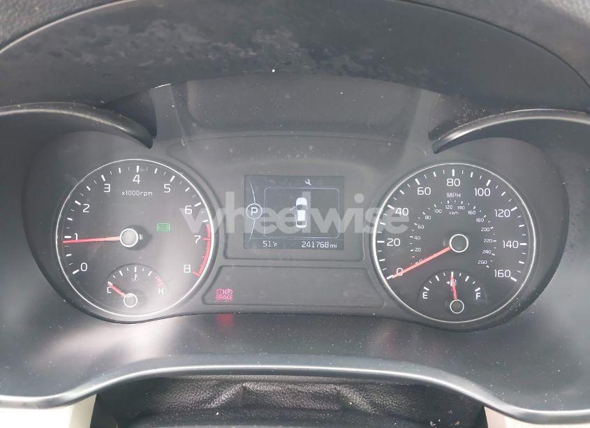 Photo 15 of 2018 Kia Optima LX (VIN KNAGT4L33J5217126)