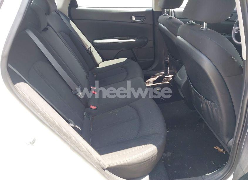 Photo 8 of 2018 Kia Optima LX (VIN KNAGT4L33J5232905)