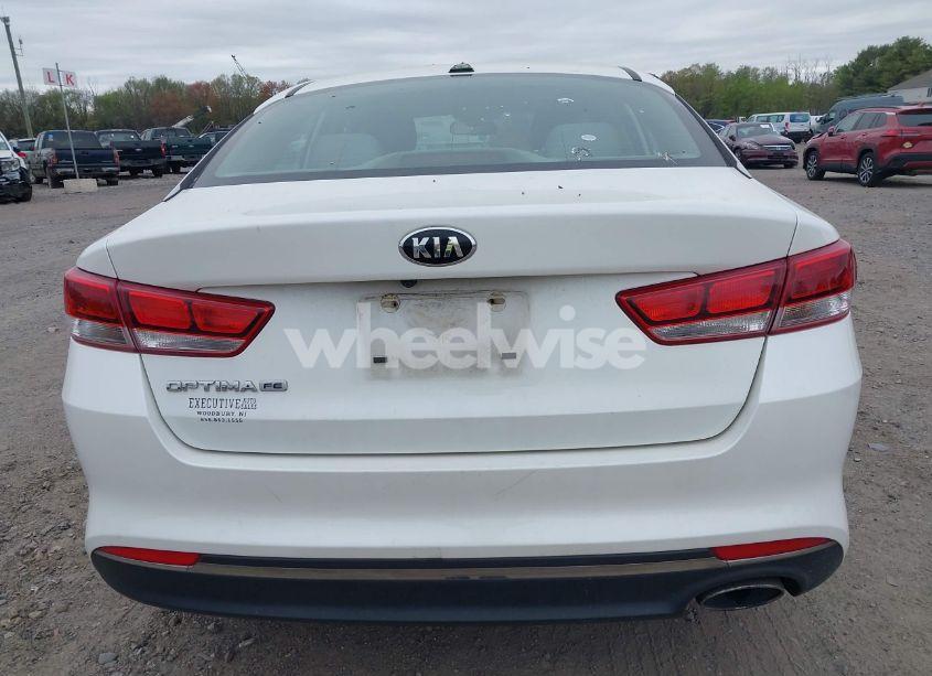 Photo 16 of 2016 Kia Optima LX (VIN KNAGT4L34G5099144)