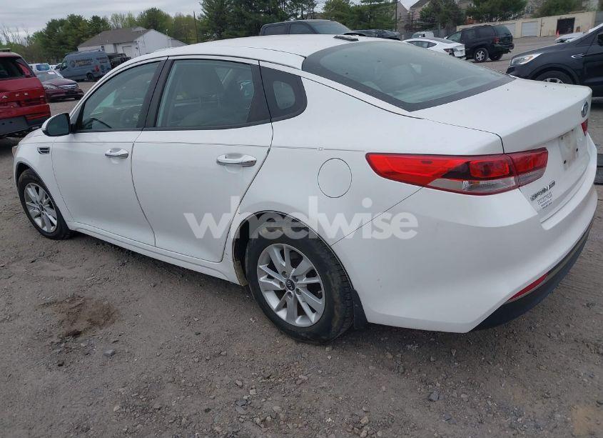 Photo 3 of 2016 Kia Optima LX (VIN KNAGT4L34G5099144)