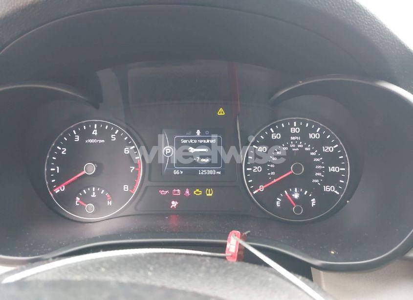 Photo 7 of 2016 Kia Optima LX (VIN KNAGT4L34G5099144)