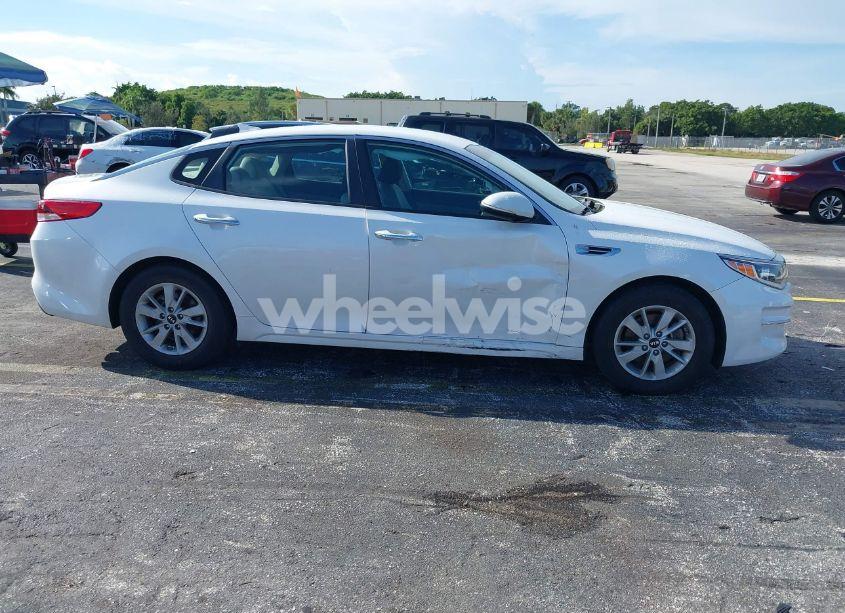 Photo 6 of 2016 Kia Optima LX (VIN KNAGT4L35G5083938)