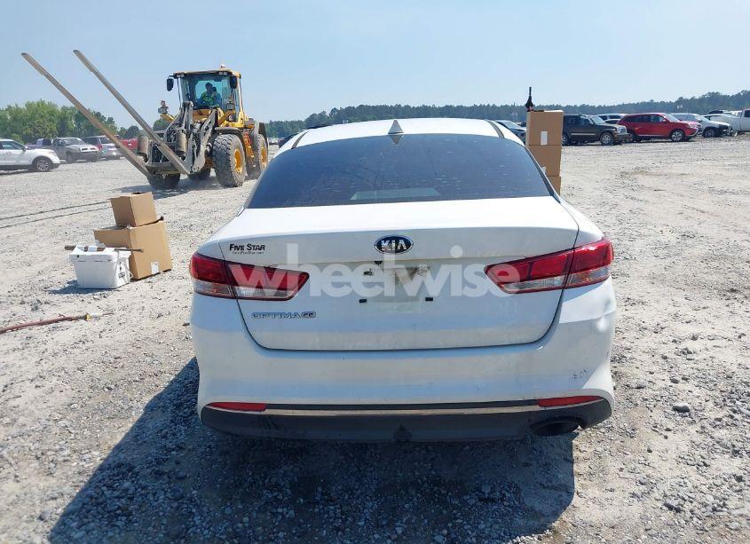 Photo 16 of 2016 Kia Optima LX (VIN KNAGT4L35G5098374)