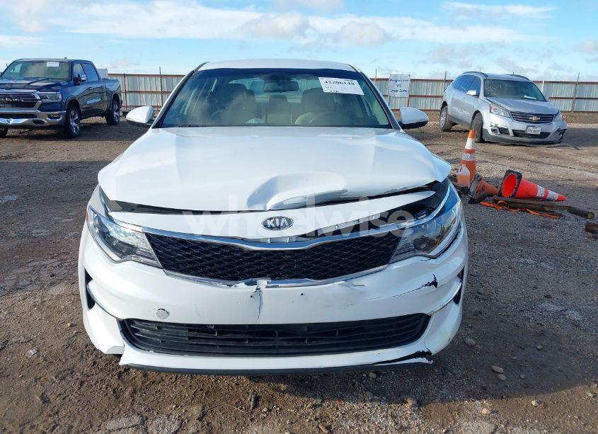 Photo 13 of 2016 Kia Optima LX (VIN KNAGT4L35G5102567)