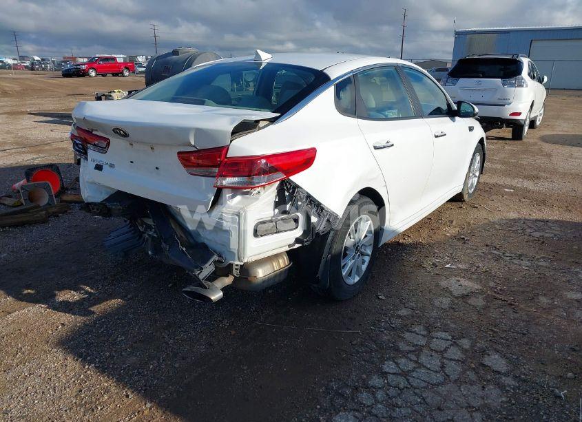 Photo 4 of 2016 Kia Optima LX (VIN KNAGT4L35G5102567)