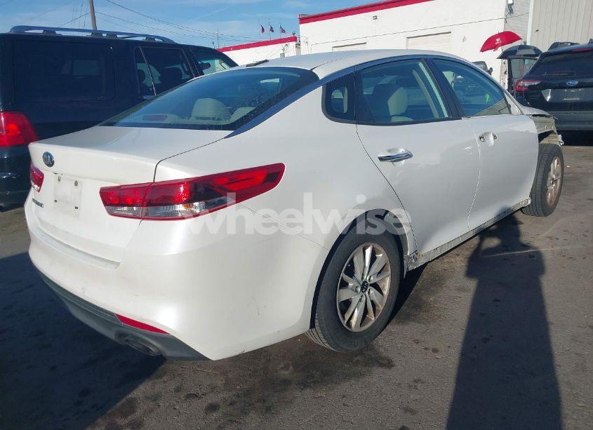 Photo 4 of 2016 Kia Optima LX (VIN KNAGT4L36G5094415)