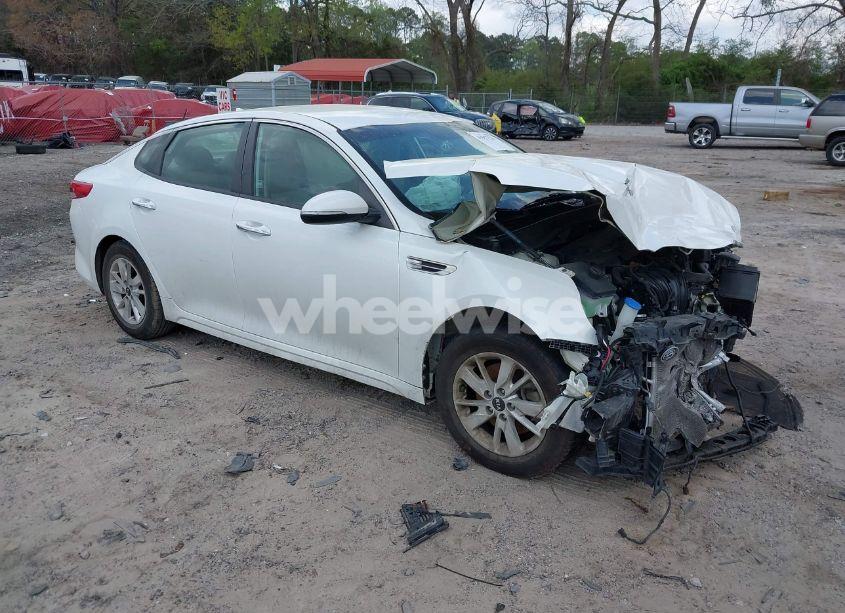 2016 Kia Optima LX (VIN KNAGT4L37G5118740) main photo