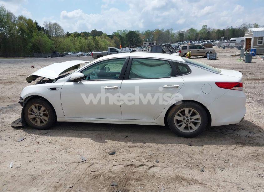 Photo 15 of 2016 Kia Optima LX (VIN KNAGT4L37G5118740)