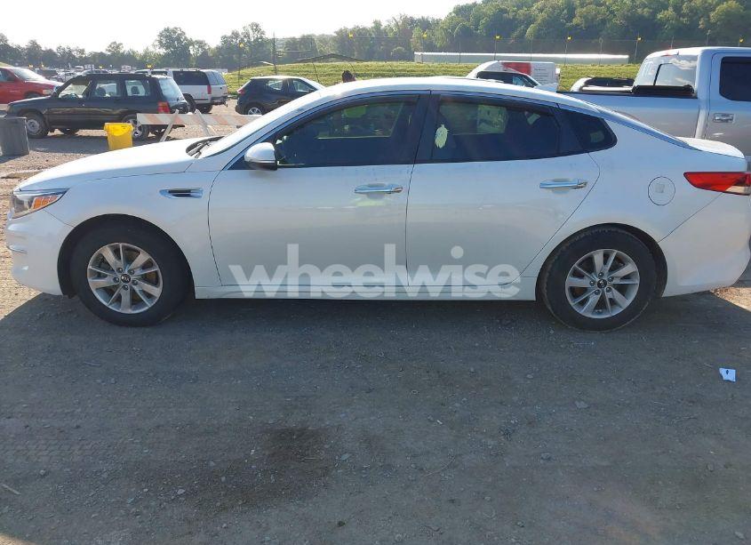 Photo 14 of 2017 Kia Optima LX (VIN KNAGT4L37H5146068)