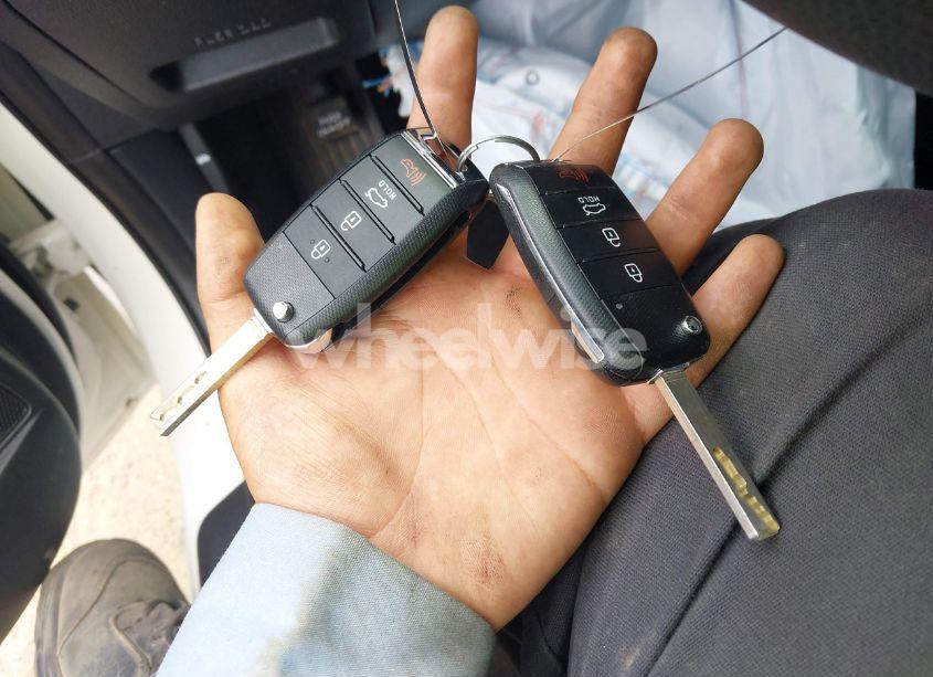 Photo 11 of 2018 Kia Optima LX (VIN KNAGT4L37J5206064)