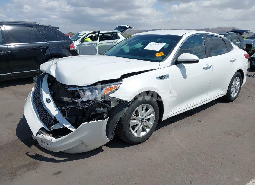 Photo 2 of 2016 Kia Optima LX (VIN KNAGT4L39G5072778)