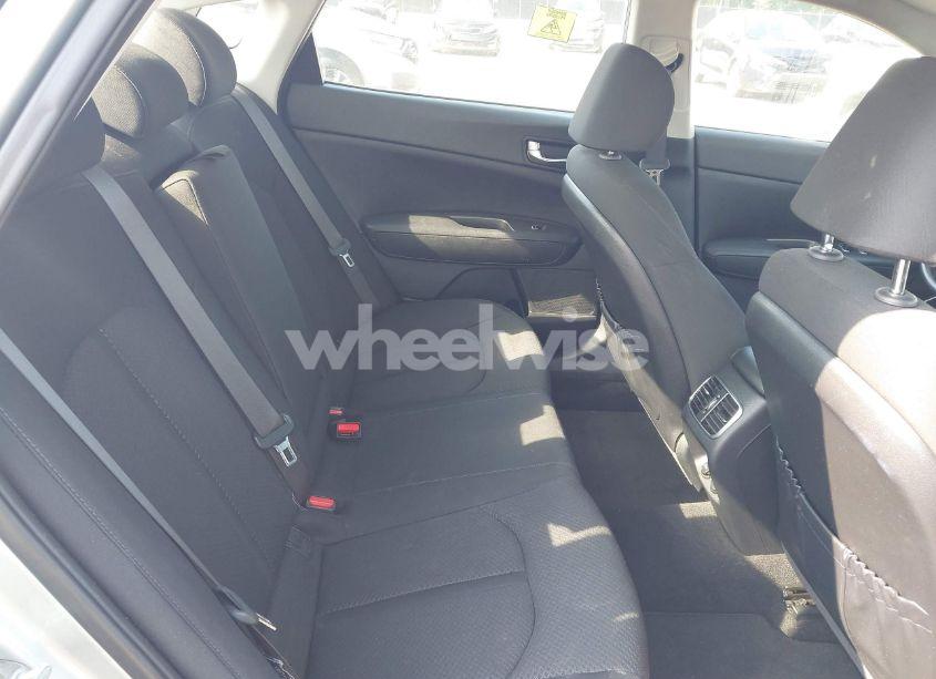 Photo 8 of 2017 Kia Optima HYBRID (VIN KNAGT4LE2H5014899)