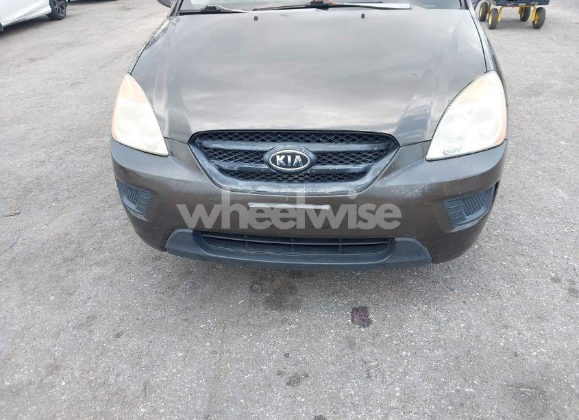 Photo 13 of 2010 Kia Rondo LX (VIN KNAHG8C86A7300176)