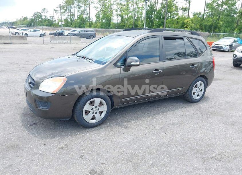 Photo 2 of 2010 Kia Rondo LX (VIN KNAHG8C86A7300176)