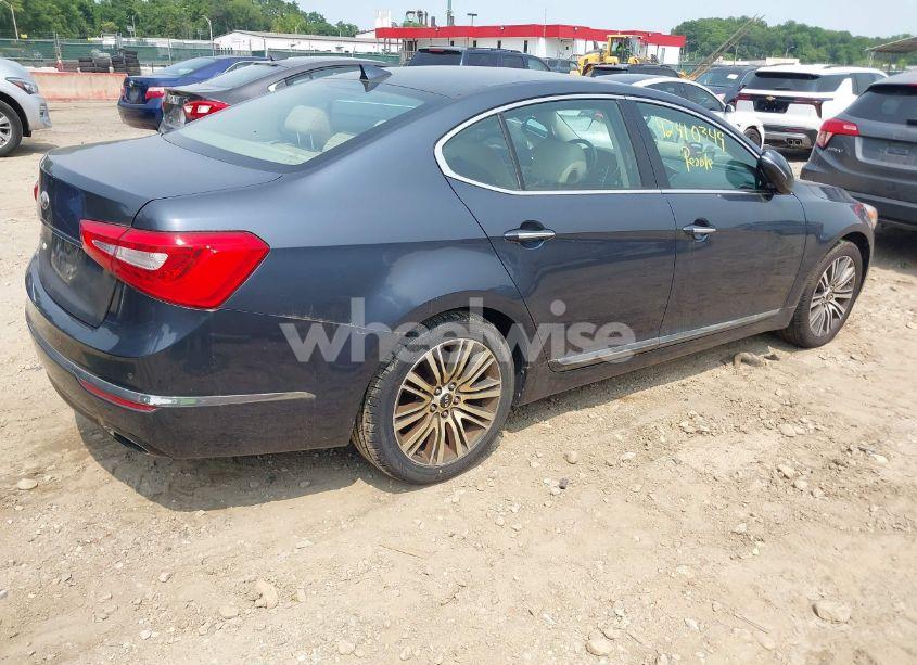 Photo 4 of 2014 Kia Cadenza PREMIUM (VIN KNALN4D70E5129957)