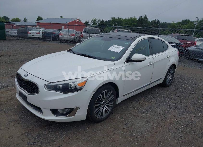 Photo 2 of 2014 Kia Cadenza PREMIUM (VIN KNALN4D73E5140497)