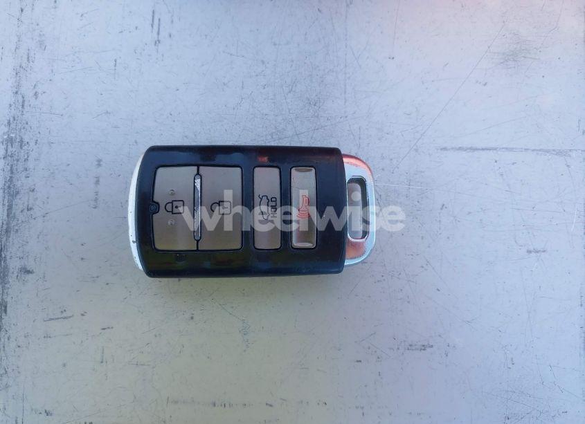 Photo 11 of 2016 Kia Cadenza LIMITED (VIN KNALN4D74G5214478)