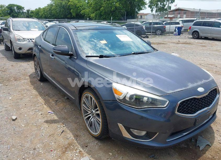 2014 Kia Cadenza PREMIUM (VIN KNALN4D76E5131017) main photo