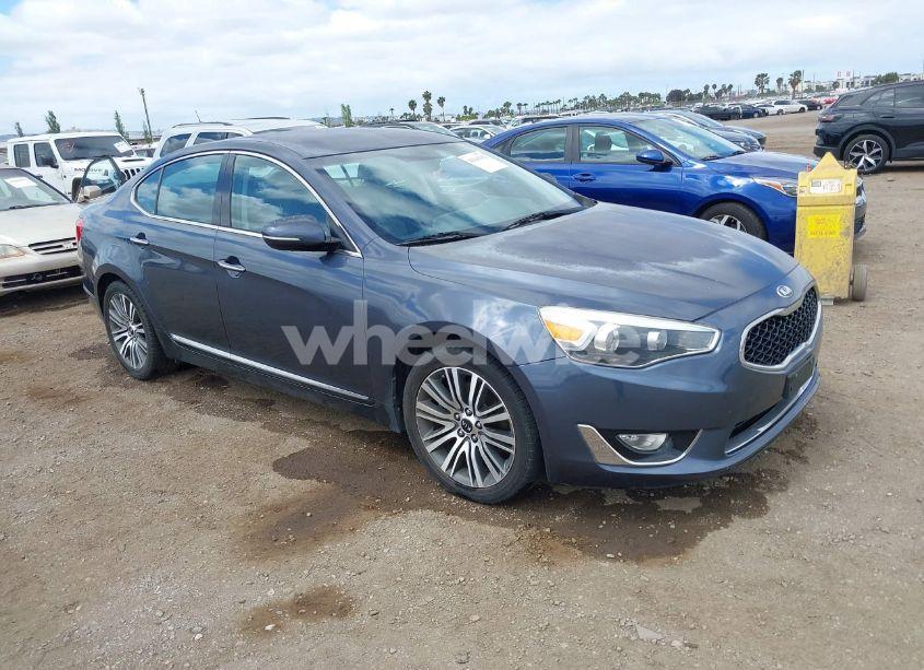 2014 Kia Cadenza PREMIUM (VIN KNALN4D77E5145153) main photo