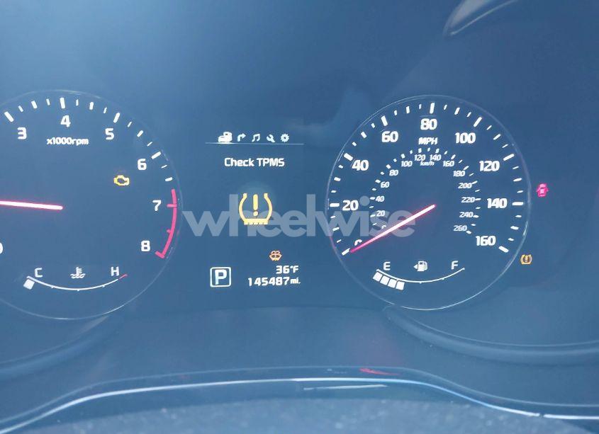 Photo 7 of 2015 Kia K900 PREMIUM (VIN KNALU4D4XF6024704)