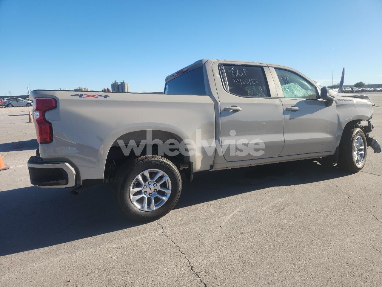 Photo 3 of 2026 CHEVROLET SILVERADO K1500 RST (VIN KNALW4D40F6022874)