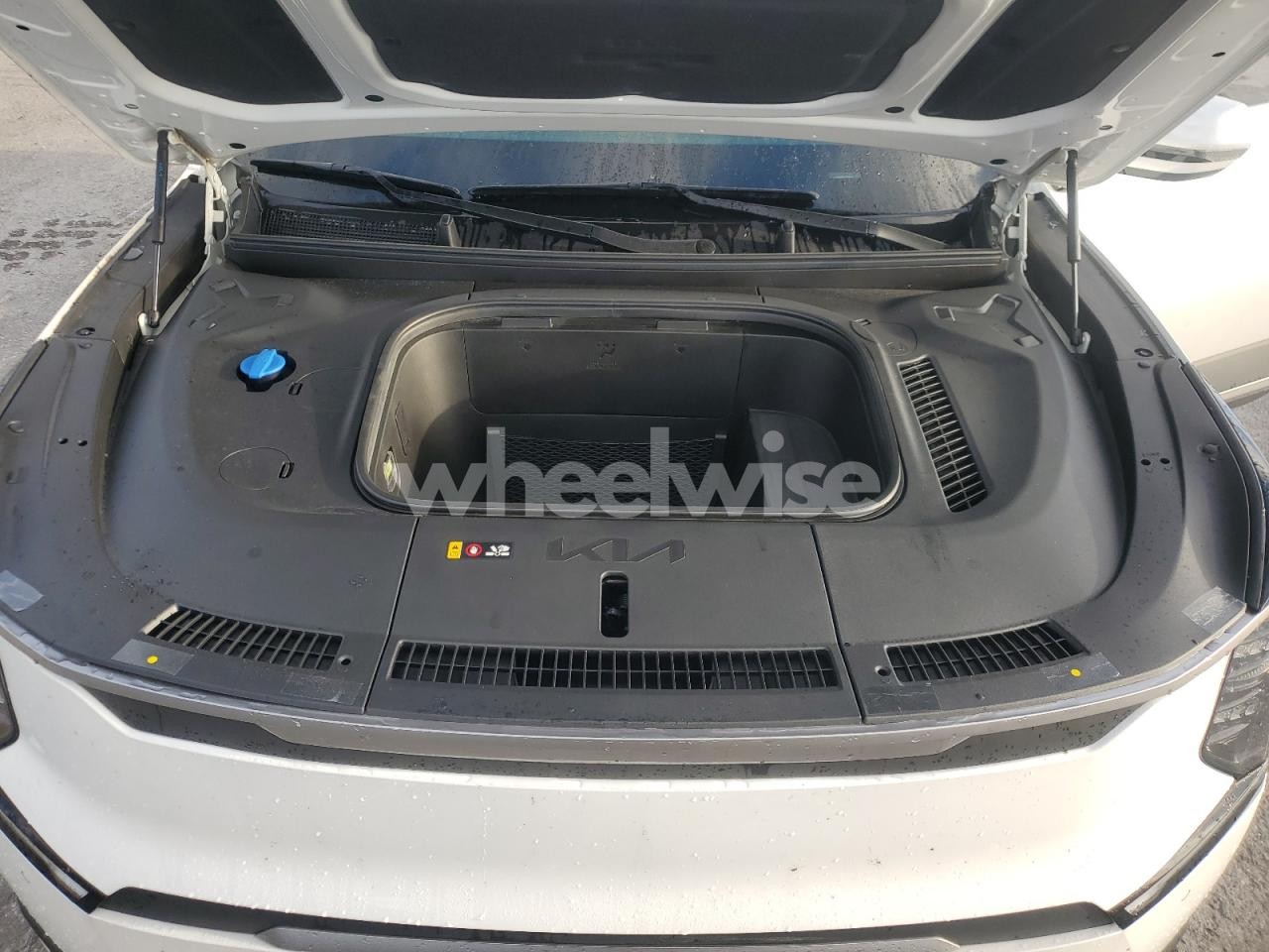 Photo 12 of 2024 KIA EV9 LIGHT (VIN KNDAB5S12R6029897)