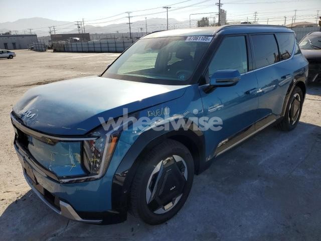 Photo 9 of 2024 KIA EV9 LAND (VIN KNDADFS50R6030257)