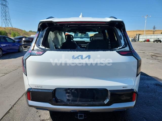 Photo 11 of 2024 KIA EV9 GT LINE (VIN KNDAEFS54R6022658)