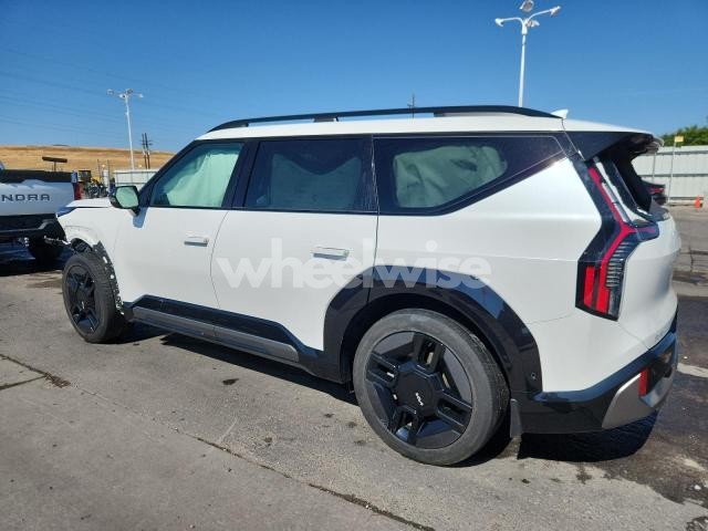 Photo 13 of 2024 KIA EV9 GT LINE (VIN KNDAEFS54R6022658)