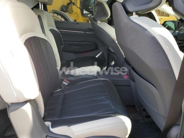 2024 KIA EV9 GT LINE (VIN KNDAEFS55R6023124) main photo