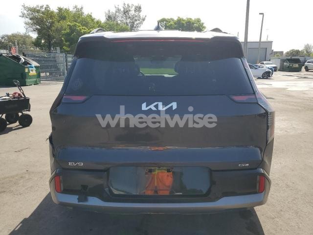 Photo 10 of 2024 KIA EV9 GT LINE (VIN KNDAEFS55R6023124)